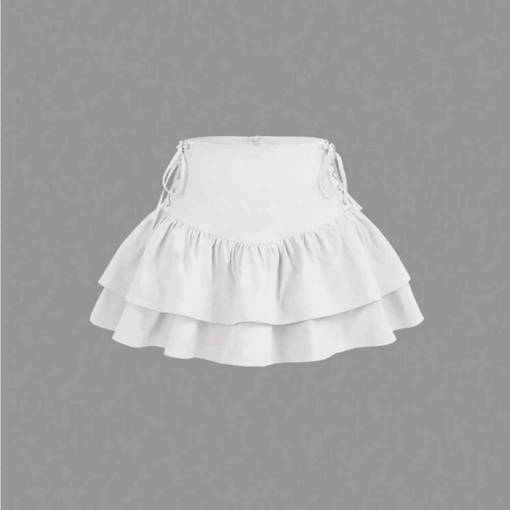 SHEIN MOD Lace Up Side Layered Ruffle
Hem Skirt